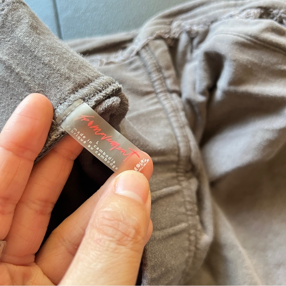FP Movement Free People Where The Wind Blows Jogger Sweatpants Gray Size Large - Picture 11 of 12